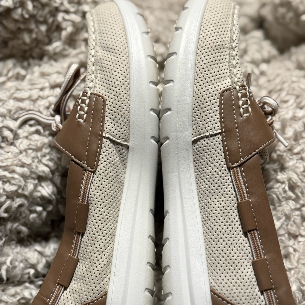 Women's Cloudsteppers Jocolin Vista Boat Shoes New without tags - Picture 2 of 6